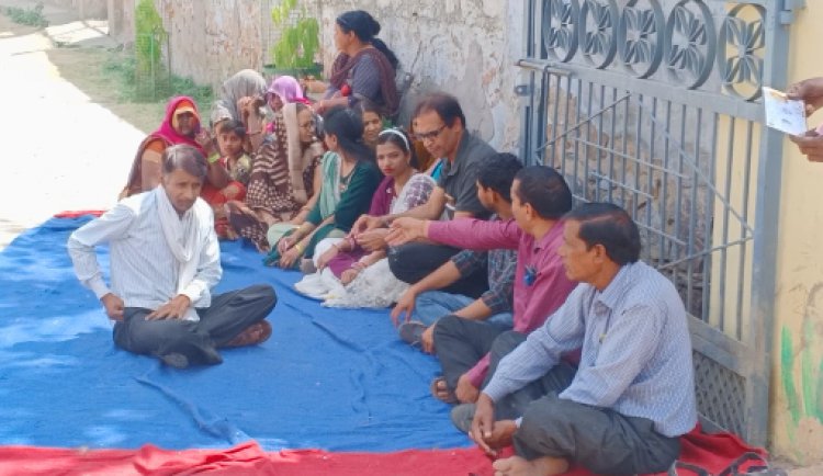 गोविन्दगढ़: बोर्ड के नियमो को दरकिनार कर शिक्षा के मंदिर में बच्चो के सामने गुरुजनों से अशोभनीय व्यवहार, अध्यापको में रोष व्याप्त