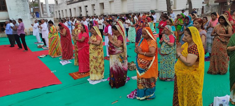 सिरोही में नए दृष्टिकोण वाला दो  दिवसीय शिविर प्रारम्भ, छोटे छोटे सूत्रों के द्वारा शरीर को स्वस्थ्य रखने के बताए गए प्रयोग