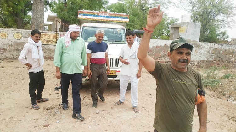 अपना घर सेवा समिति कठूमर के सानिध्य में अन्न प्रकल्प सेवा के तहत 55 मण अन्न पहुंचाया आश्रम