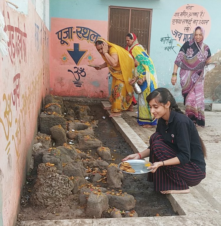 सेढ़ माता का महिला श्रद्धालुओं के द्वारा विधि विधान के साथ की गई पूजा अर्चना