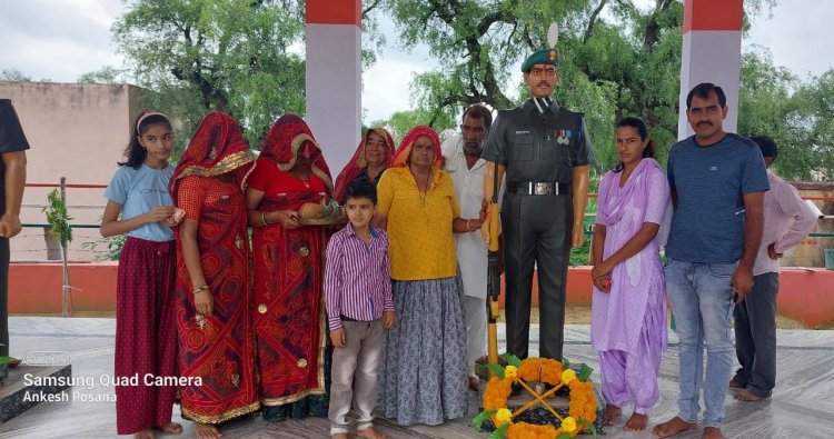 हर्षोल्लास से मनाया रक्षाबंधन का पर्व: बहनों ने अपने शहीद भाइयों की कलाई पर बांधी राखी