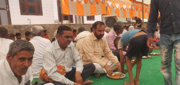 नरसिंह भगवान की मूर्ति स्थापना दिवस के उपलक्ष में हुआ विशाल भंडारा: हजारों श्रद्धालुओं ने प्रसाद किया ग्रहण