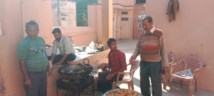 उदयपुरवाटी कस्बे में पहाडी की तलहटी में स्थित बाबा श्याम के दरबार में हुआ पौष बड़ा प्रसादी का हुआ आयोजन