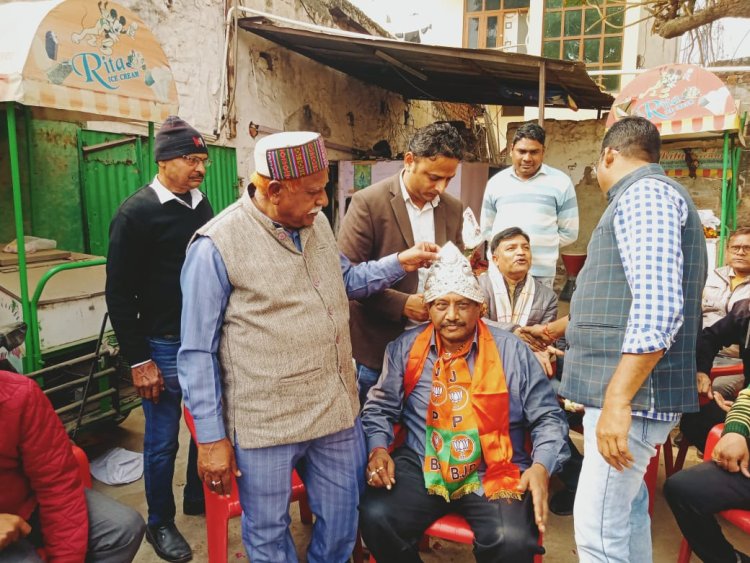 ओबीसी जिला अध्यक्ष सुदेश खामरा ने किया भाजपा जिला अध्यक्ष अशोक गुप्ता का भव्य स्वागत