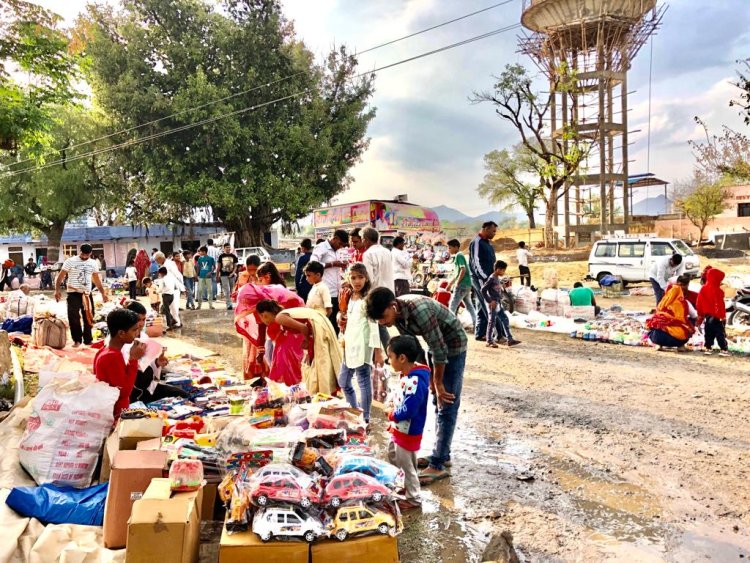 सराय वाले बालाजी मेले में श्रद्धालुओं का लगा दिनभर तांता: स्थानीय कलाकारों ने बहाई भजनों की रसगंगा