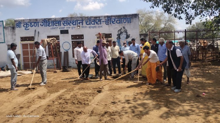 कृष्ण गोशाला हीरवाना में नंदीशाला कार्यकारिणी की बैठक का आयोजन