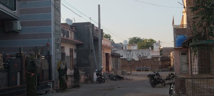 झूलते विद्युत तारों से बड़े हादसे की आशंका