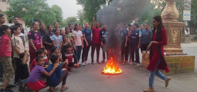 लाडो द्वारा साक्षी को श्रद्धांजलि