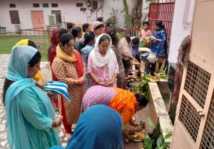 सिंधी समाज की मातृशक्ति जेठ माह के चण्ड की विशेष पूजा कर प्रकृति को रिझाया