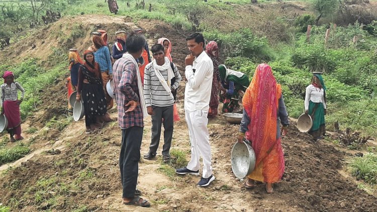 सरपंच प्रतिनिधि ने किया नरेगा का औचक निरीक्षण