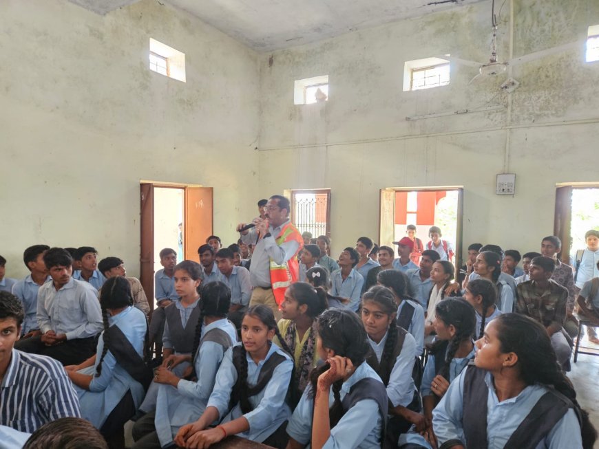 यातायात नियमों, सुरक्षा उपायों पर जागरूकता अभियान आयोजित