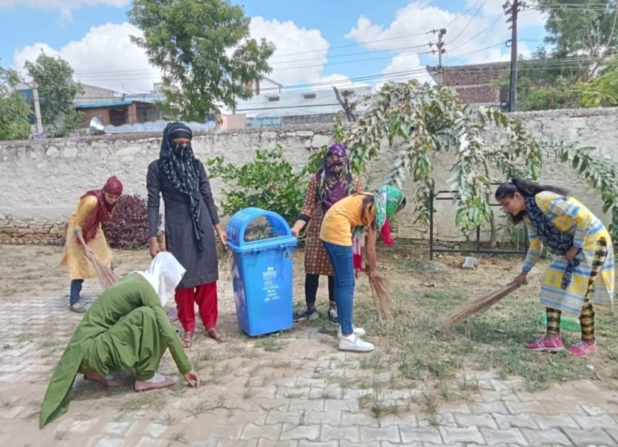 स्वच्छता ही सेवा पखवाड़े में महाविद्यालय को किया प्लास्टिक मुक्त