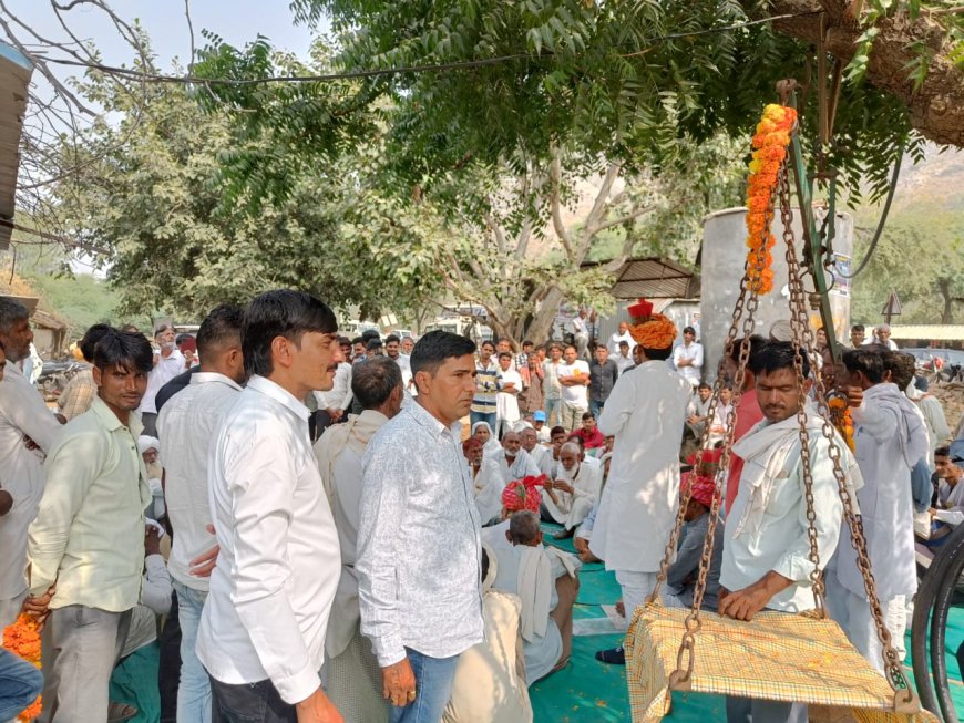 मुंडावर कांग्रेस प्रत्याशी ललित यादव ने डेढ़ दर्जन गांवों में तूफानी दौरा