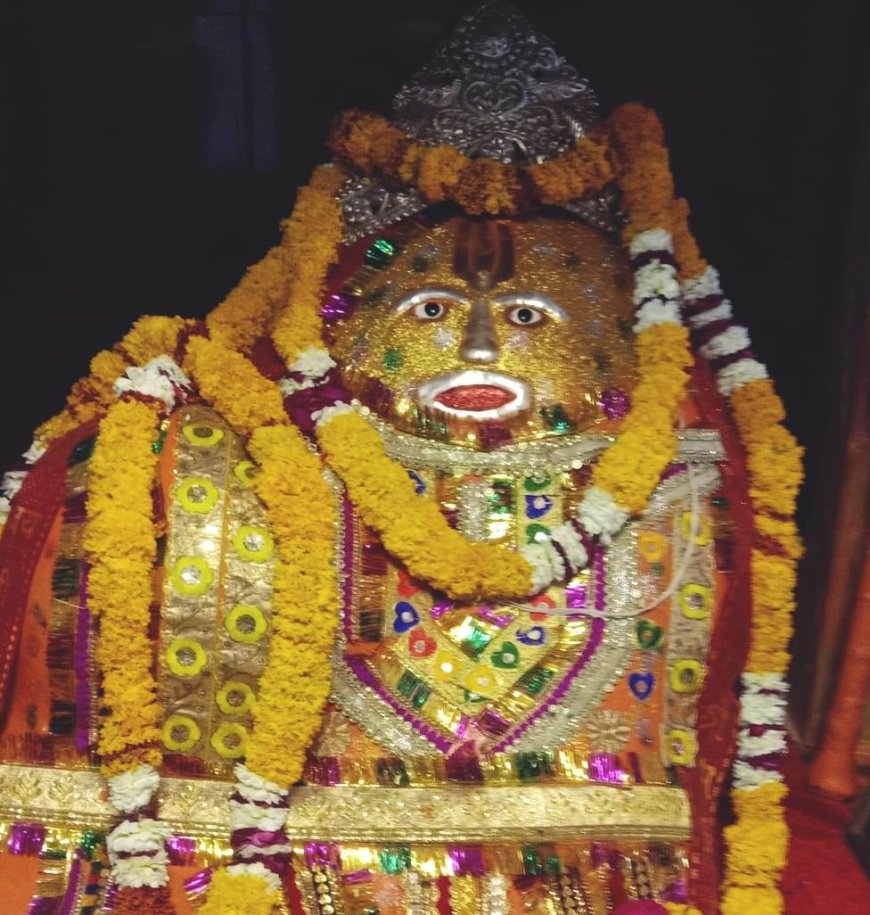 सकट के रामेश्वर धाम वीर हनुमान मंदिर में श्रद्धालुओं ने शिव रुद्राभिषेक कर किया हवन यज्ञ