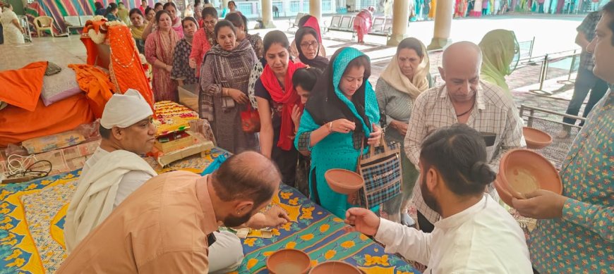 बेजुबानों में भी होती है जान, परिंडो में अन्न जल रखकर करें जीव कल्याण