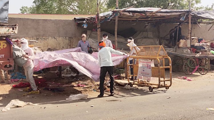 कस्बे में हो रहा अवैध अतिक्रमण को पँचायत  द्वारा हटवाया गया