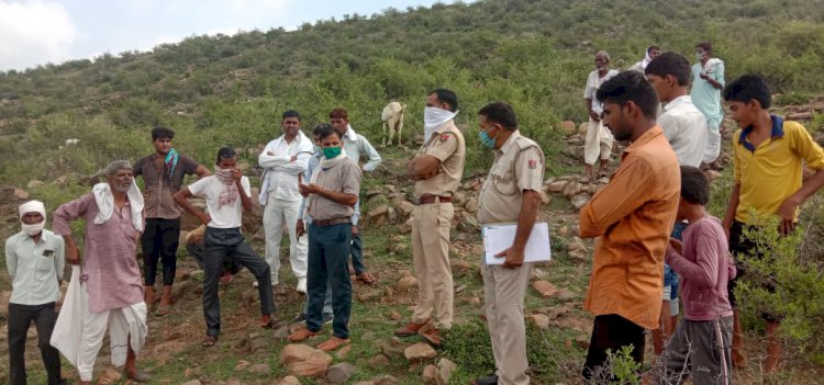 बिघोता नाथलवाड़ा गांव की पहाड़ी में मिला मानव कपाल व हड्डियां, क्षेत्र में फैली सनसनी