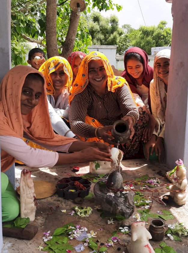 सावन के दूसरे सोमवार शिवालयों में गूंजे हर हर महादेव के जयकारे, श्रद्धालुओं ने उपवास रख किया शिव भोले  का जलाभिषेक