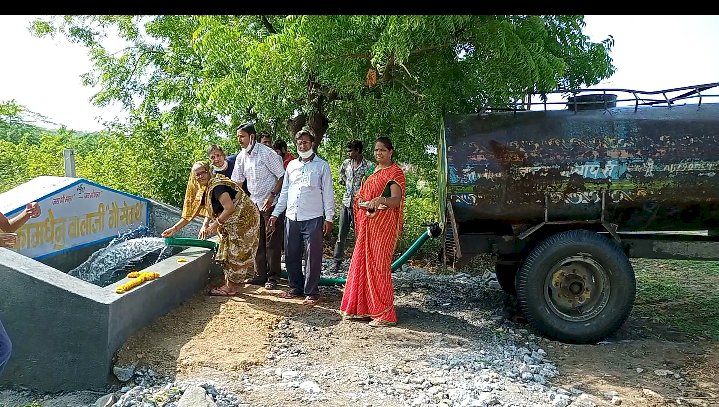 गौवंश के पीने के पानी की उपलब्धता के लिए जल कुण्डी का किया शुभारंभ