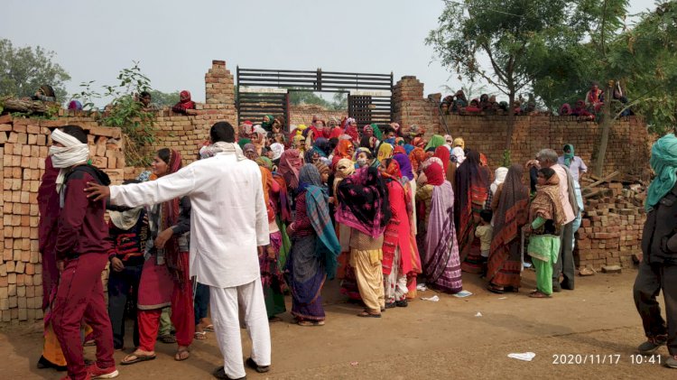 कोरोना के चलते ड्यूटी पर हुआ  सैनिक सुरेंद्र सिंह का  निधन, गमगीन माहौल में किया गया दाह संस्कार