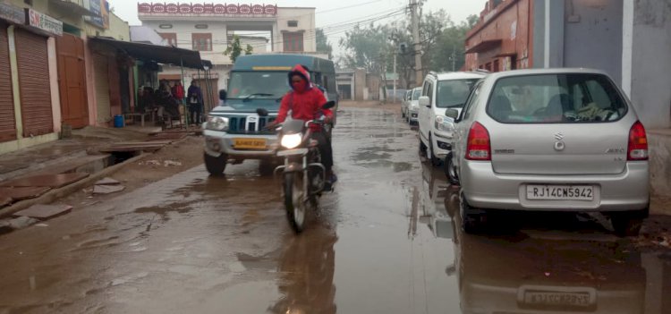 मावठ होने से रबी की फसलों को मिला फायदा, बढ़ी सर्दी